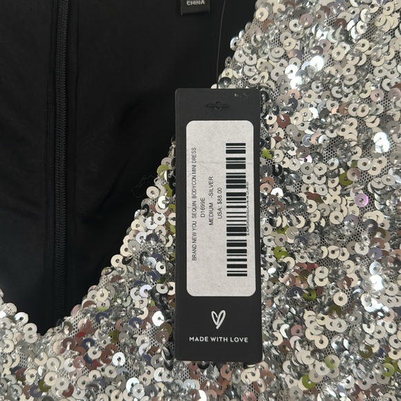 Never been worn Lulu’s Brand New You Sequin Bodycon Mini Dress- silver - Picture 3 of 7